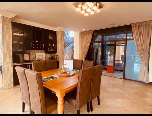 5 BEDROOM HOUSE FOR SALE IN MEYERSDAL ECO ESTATE